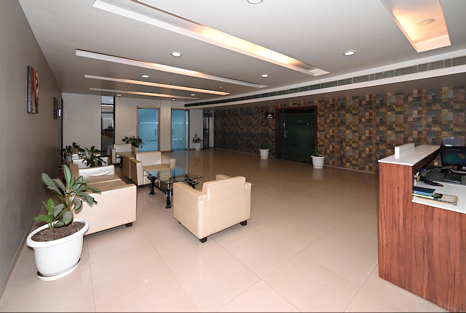 Club 7 Resort And Banquets Bareilly Exterior photo